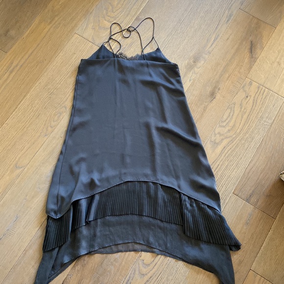 H&M Dress - Picture 6 of 6